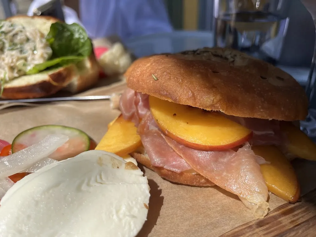 Cindy F_Trillium Winebar & Taproom_Guerneville, CA_review