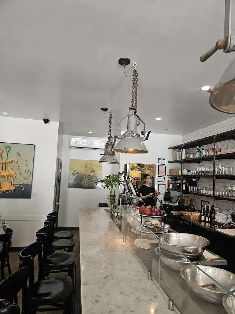 Trillium Winebar & Taproom restaurante en Guerneville, CA