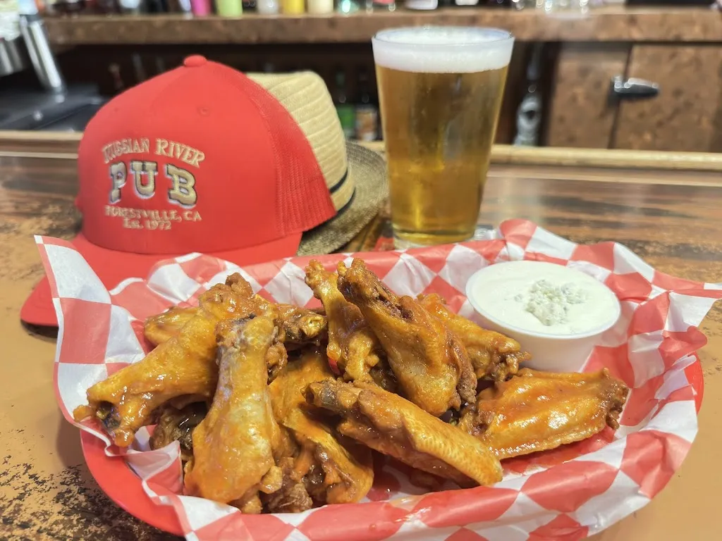 Russian River Pub_Forestville, CA_slider_imagen_2