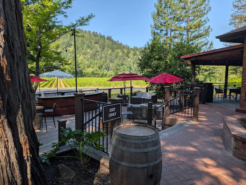 Korbel Delicatessen & Market restaurante en Guerneville, CA