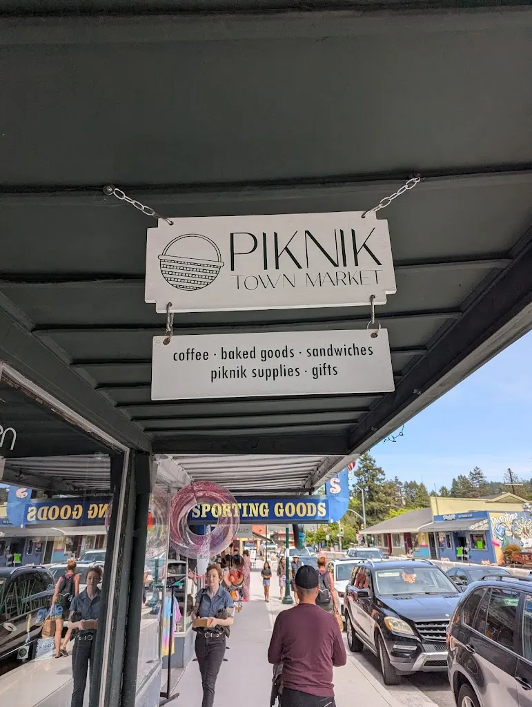 Joshua Johnson_Piknik Town Market_Guerneville, CA_review