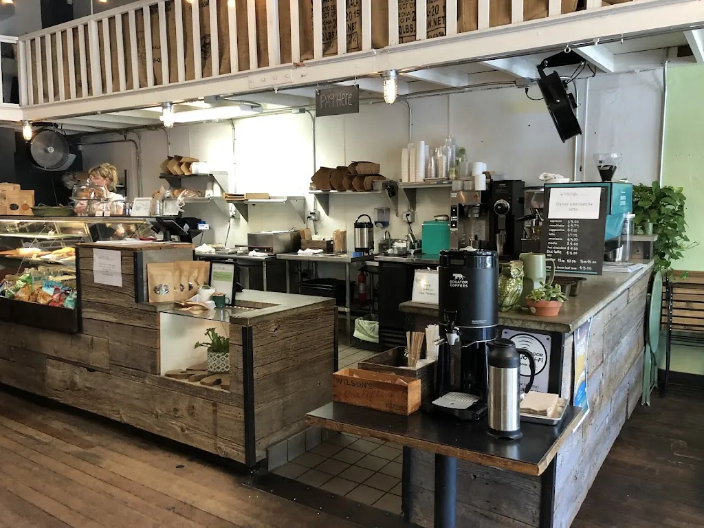 Piknik Town Market restaurante en Guerneville, CA