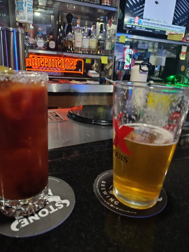 Hugo Perez_Sunset Room_Hacienda Heights, CA_review