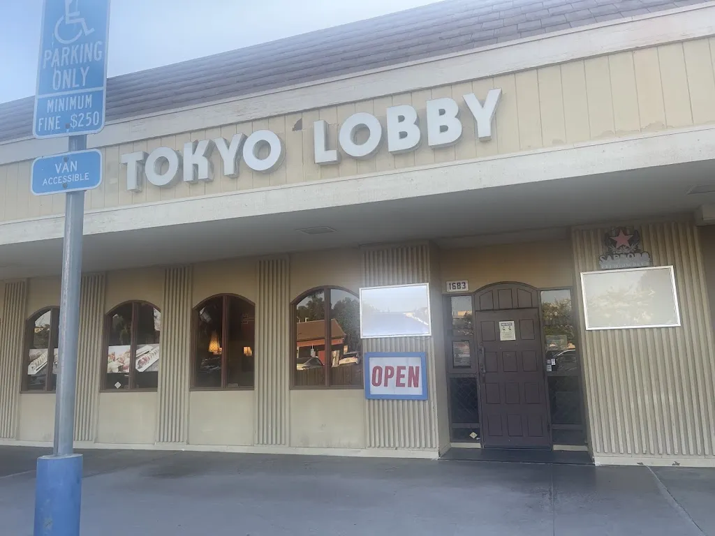 Daryl Yokochi_Tokyo Lobby Restaurant_Hacienda Heights, CA_reseña