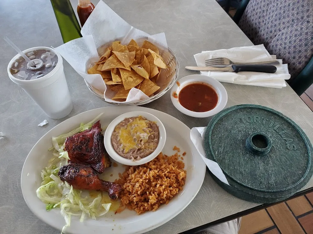 El Pollo Feliz_North Highlands, CA_slider_image_3