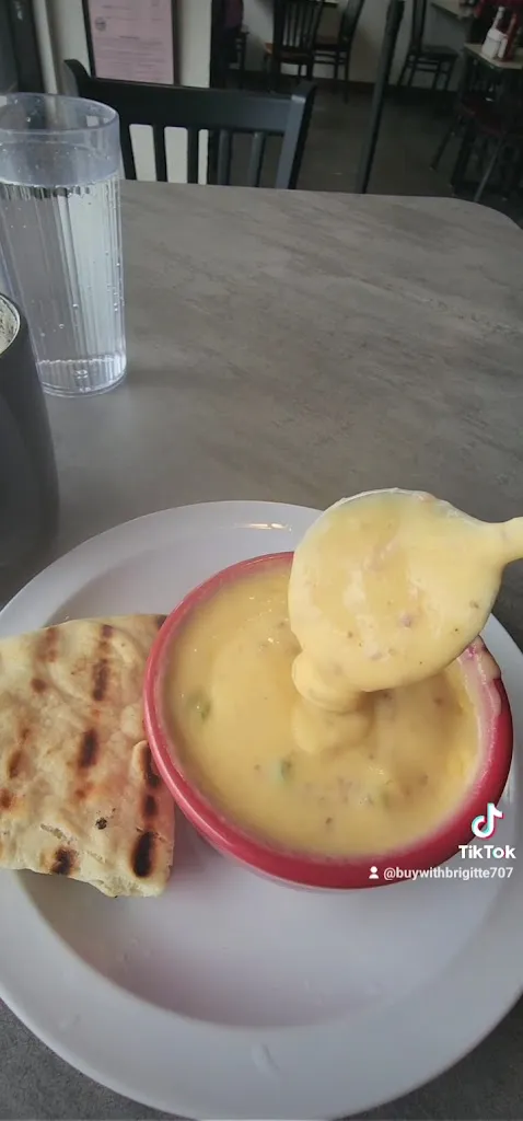 Cafe Nooner_Eureka, CA_slider_immagine_2