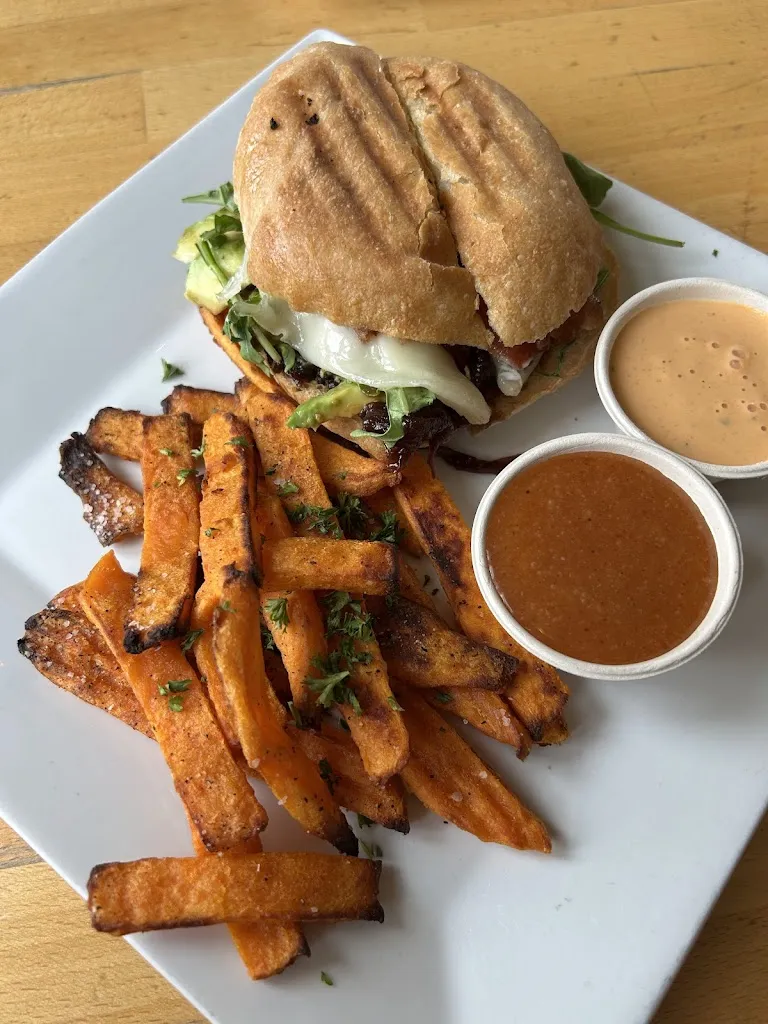 mrjvg94_Ramone's Bakery & Cafe_Eureka, CA_review