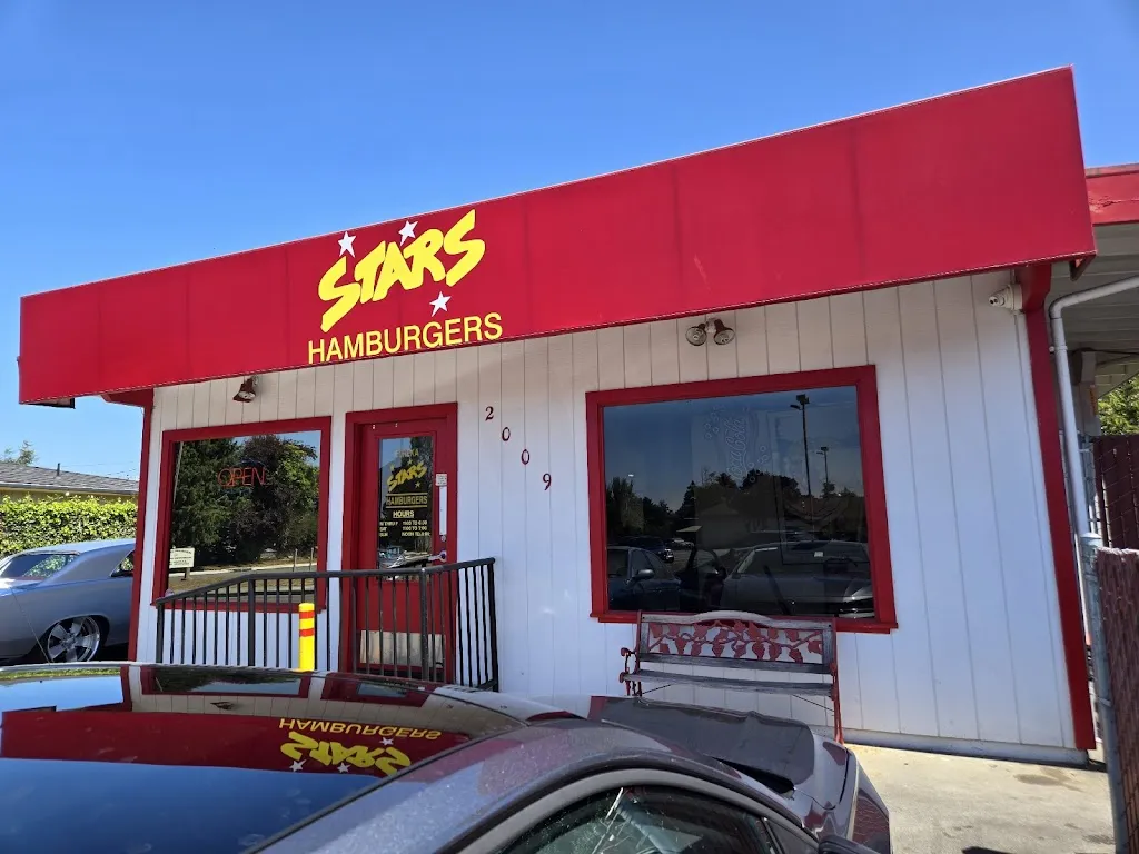Eureka Stars Hamburgers ristorante a Eureka, CA