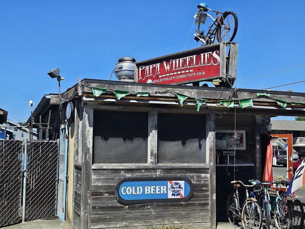 Papa Wheelies ristorante a McKinleyville, CA