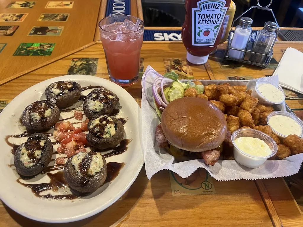 Christina Craig_Bobby's Place_Valley Park, MO_review