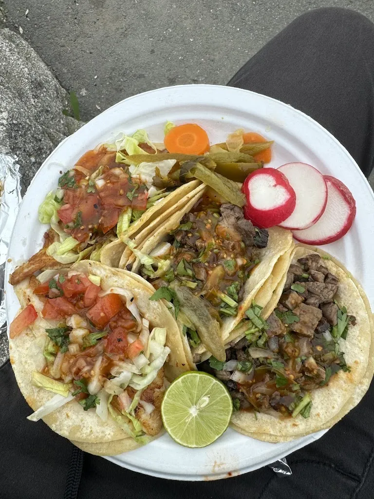 Mi Cocina Taco Truck Middletown ristorante a Middletown, CA