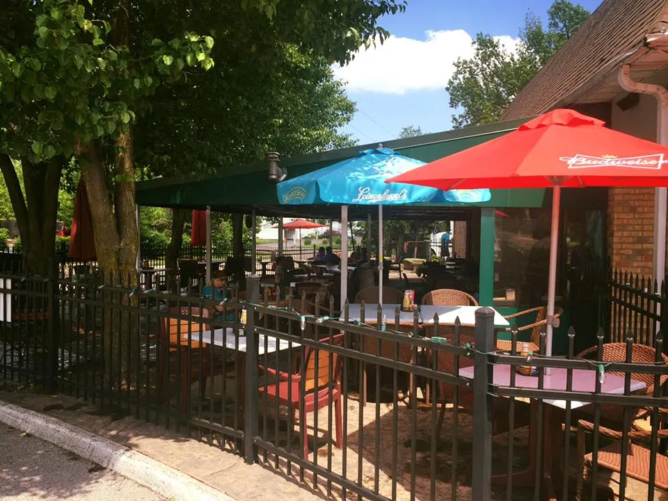 T.J. Wings restaurant in Valley Park, MO