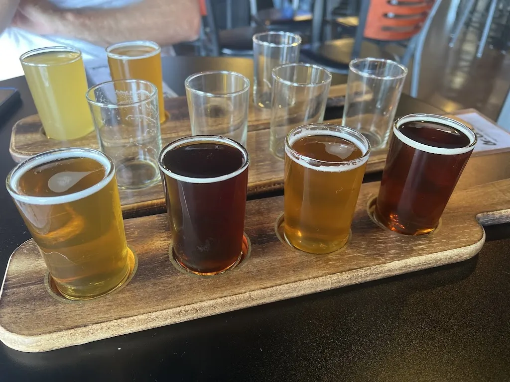 Mackenzie Brewing Company restaurant in Valley Park, MO