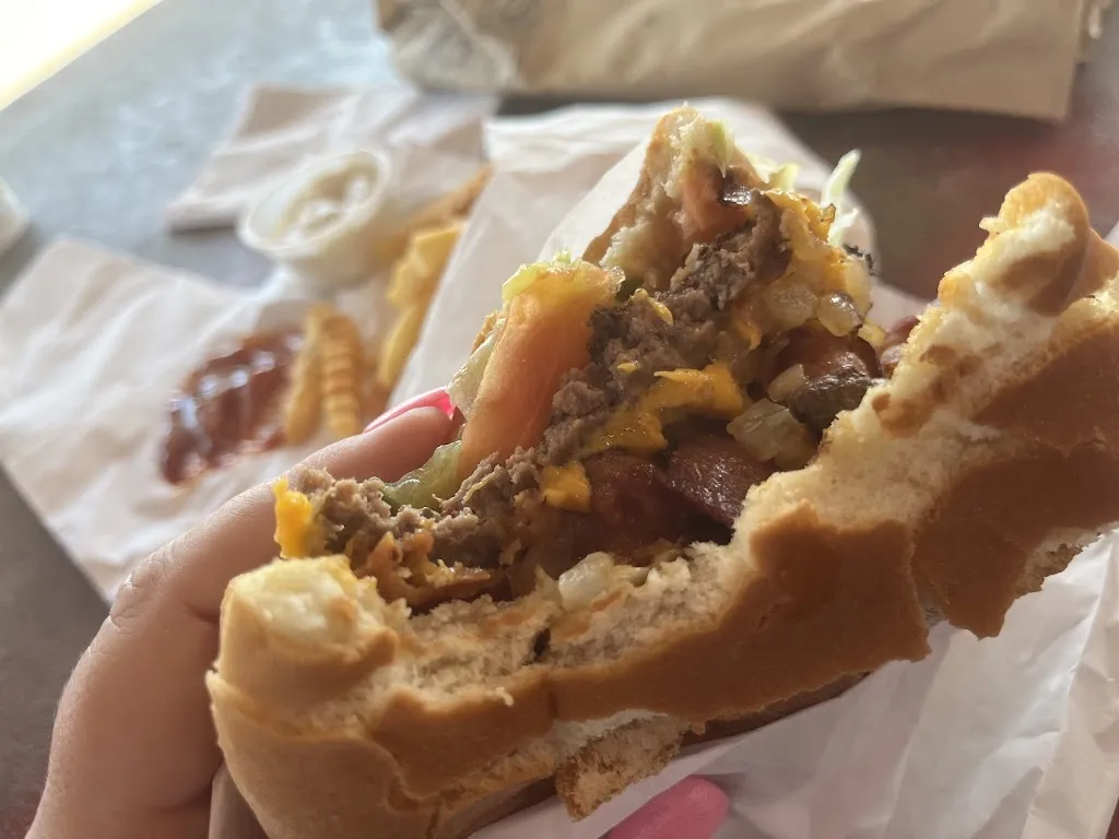 Kim E_Lou's Burgers_North Highlands, CA_review