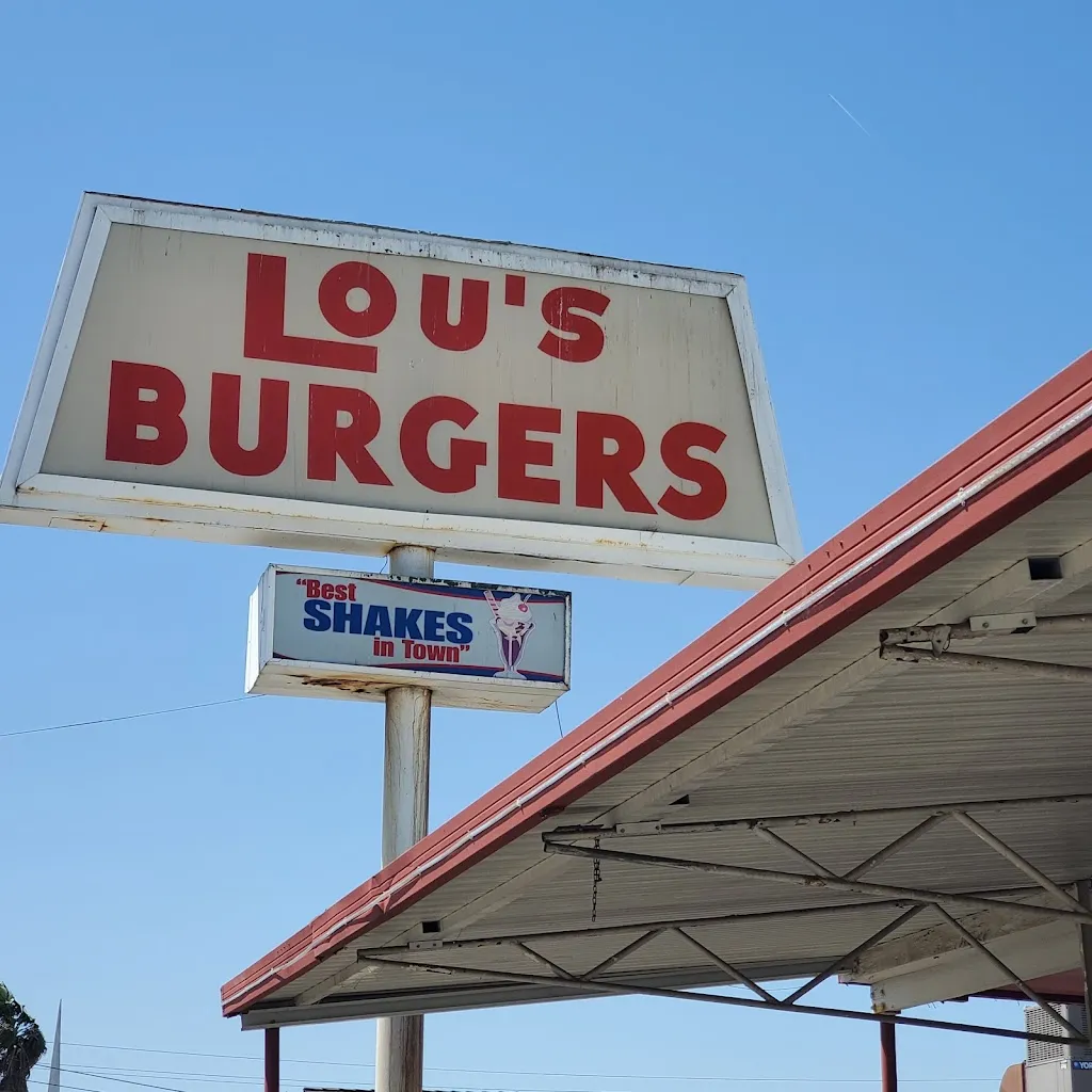 Lou's Burgers_North Highlands, CA_slider_image_3