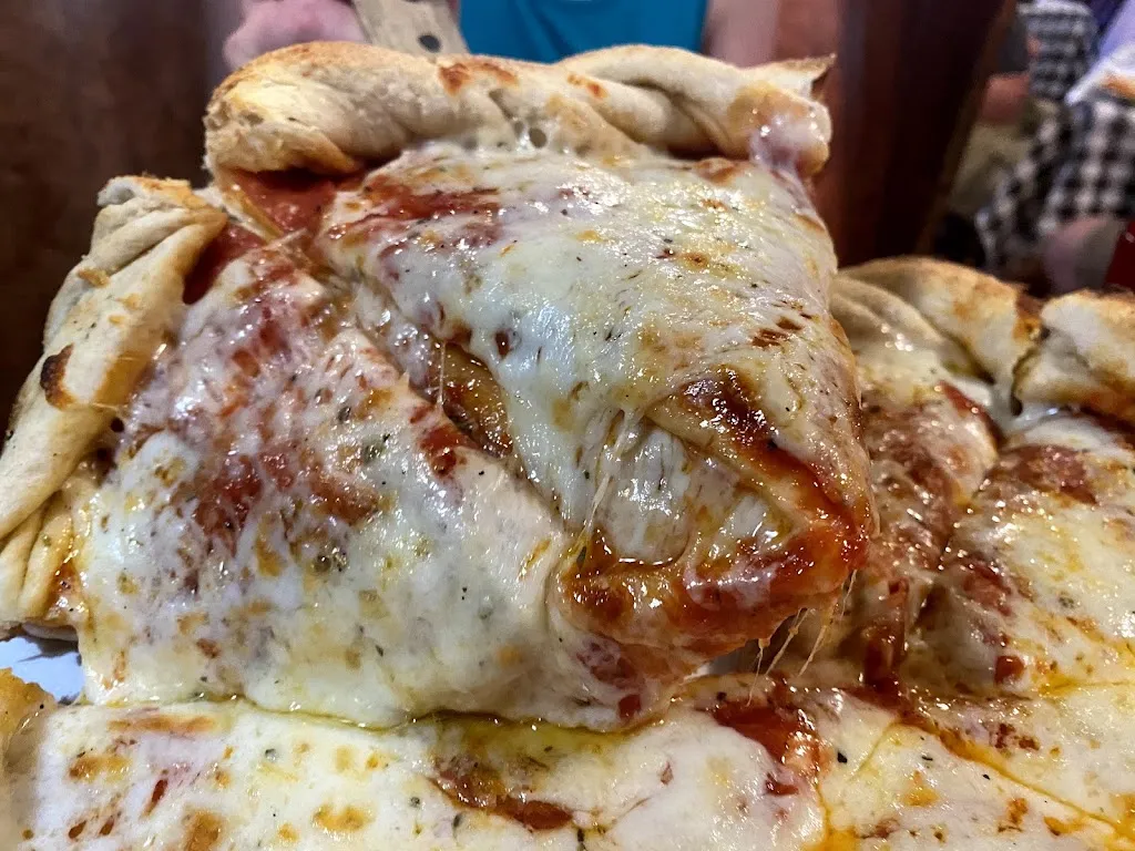 Scott Perdue_JJ Twig's Pizza & Pub_St. Louis, MO_review