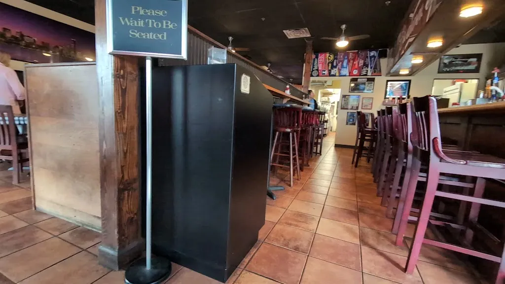 Douglas Clemens_JJ Twig's Pizza & Pub_St. Louis, MO_review