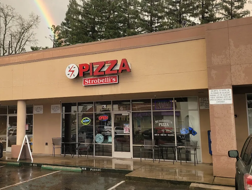 Strobelli's Pizza restaurant in Orangevale, CA