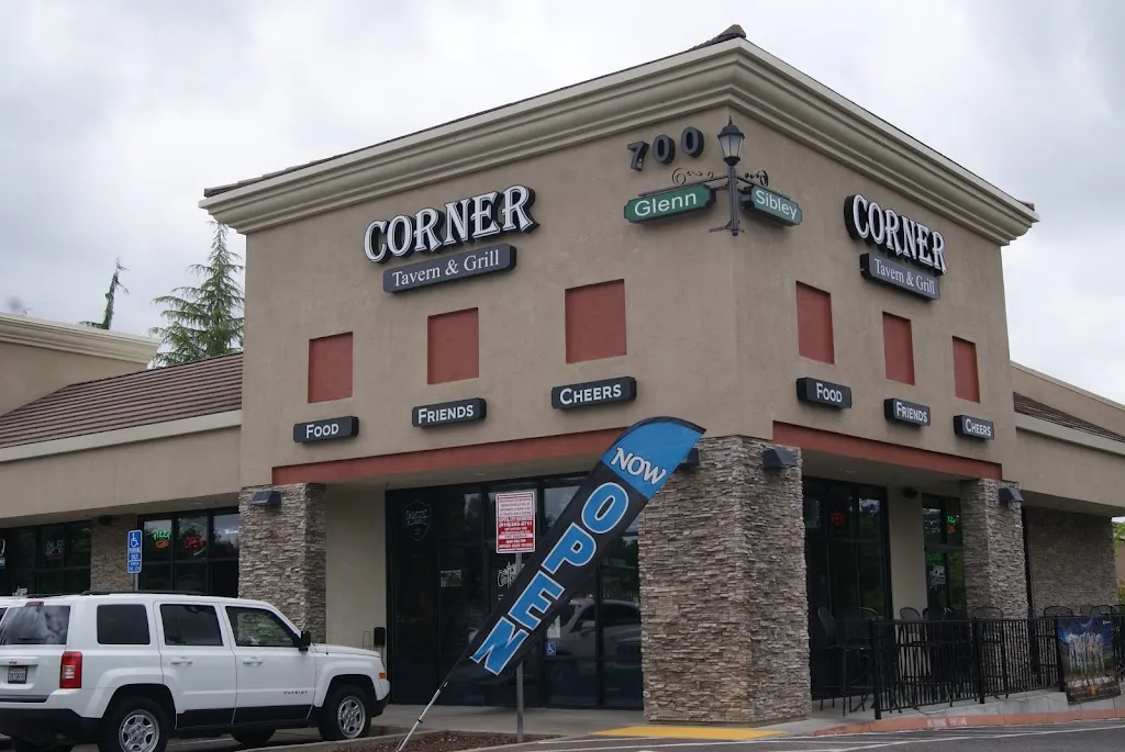 Corner Tavern & Grill restaurant in Folsom, CA