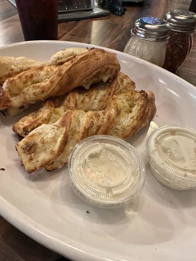 Christina Platz_Round Table Pizza_Citrus Heights, CA_review