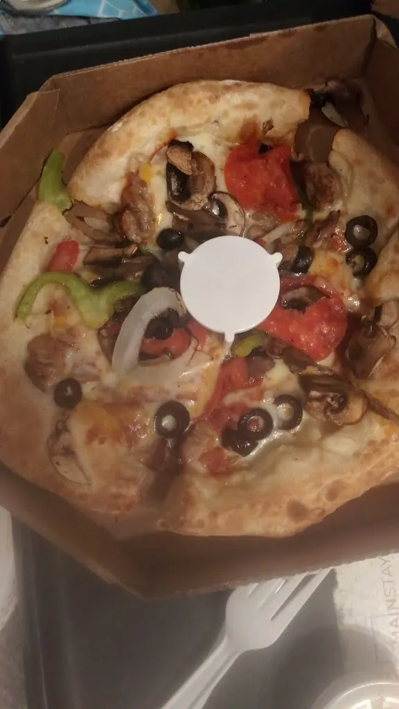 Jeannine Miller_Round Table Pizza_Citrus Heights, CA_review