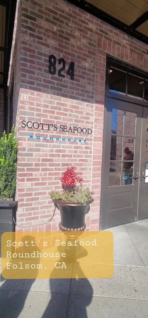 Scott's Seafood Roundhouse_Folsom, CA_slider_image_2