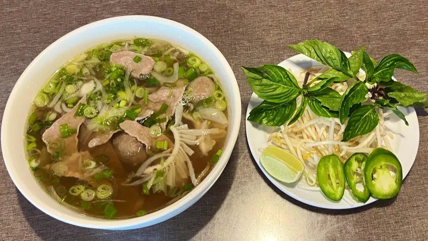 Pho Viet Anh - In Butterfield Plaza_Sacramento, CA_slider_image_3
