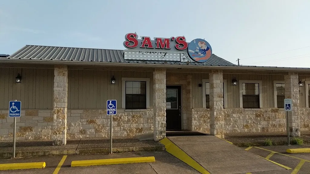 Sam's Southern Eatery restaurant in Temple, TX