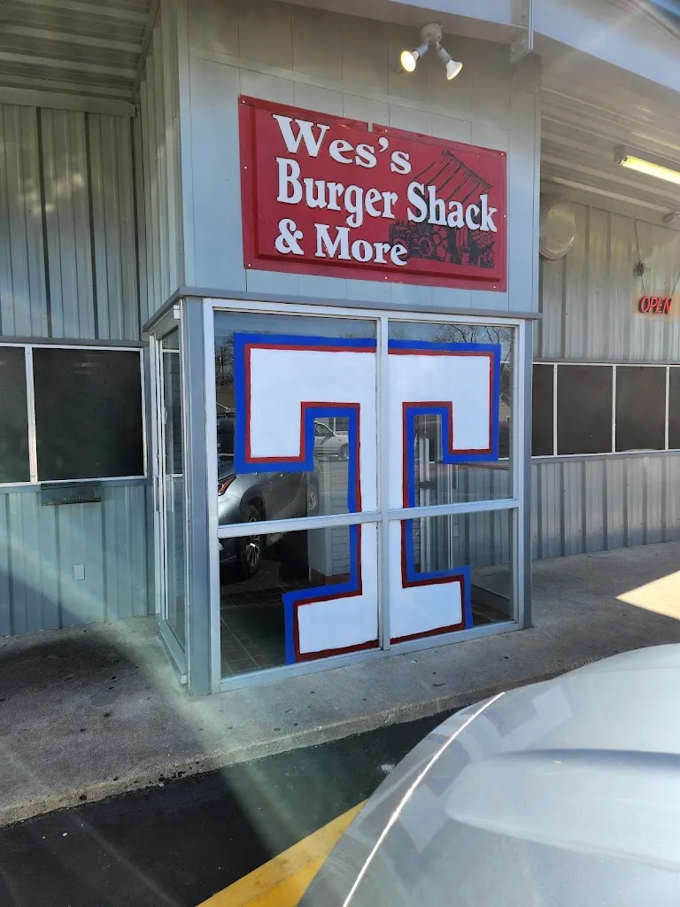 Wes's Burger Shack restaurant in Temple, TX