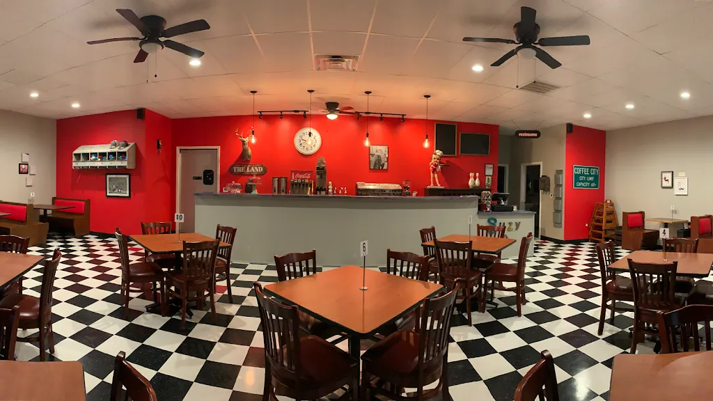 Suzy Q’s Coffee Shop and Café restaurant in Temple, TX
