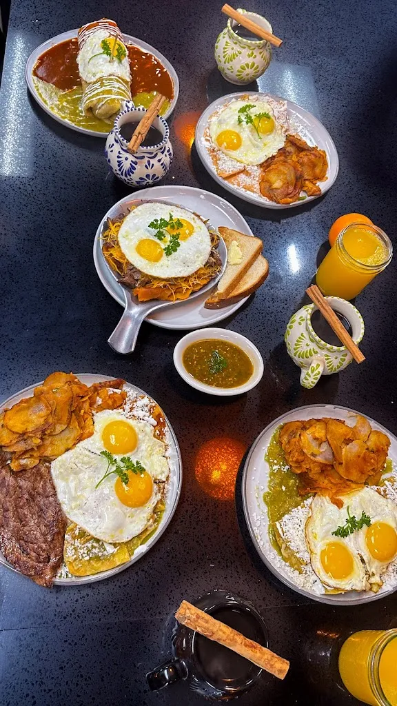 Caramelo Cafe_La Puente, CA_slider_imagen_2