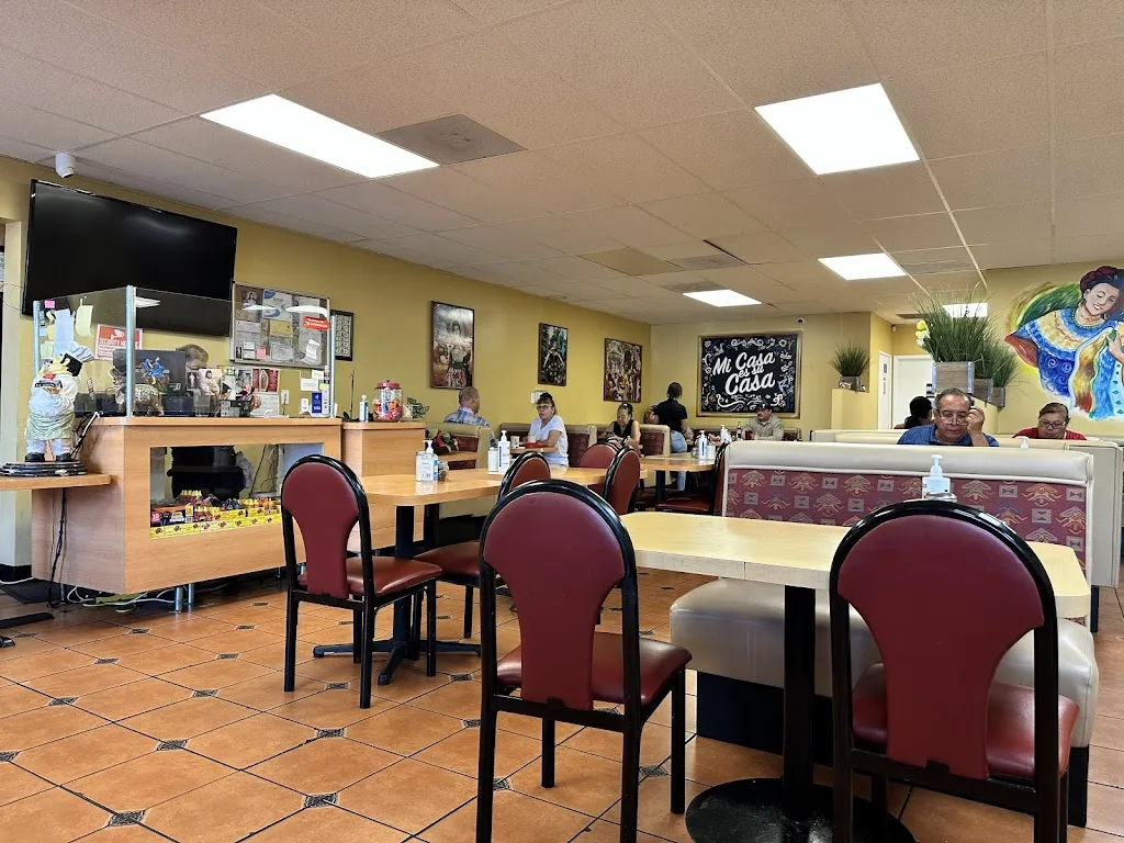 Villa Cariño Mexican Food & Mariscos restaurante en La Puente, CA