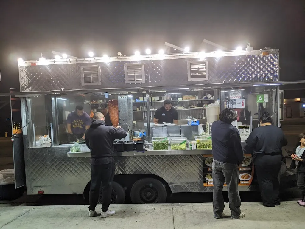 Covyd_tacos restaurante en La Puente, CA