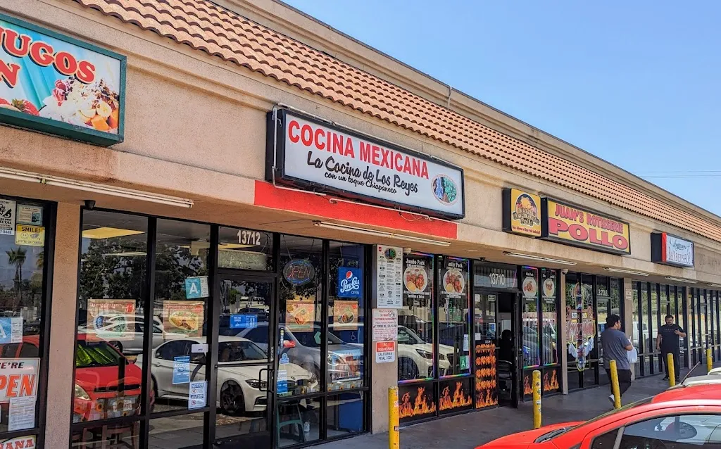 La Cocina de Los Reyes restaurante en La Puente, CA