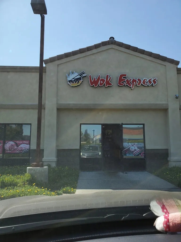 Wok Express restaurante en La Puente, CA