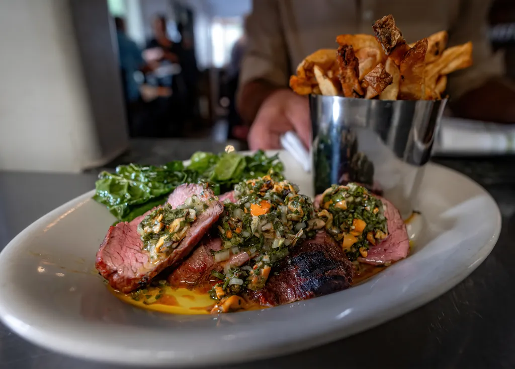 Meander Riverside Eatery_Pagosa Springs, CO_slider_imagen_2