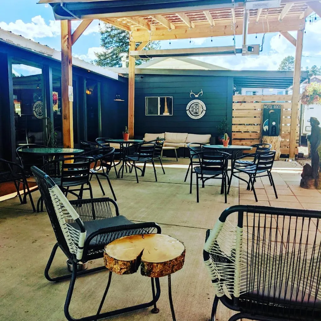 El Camino Lounge & Grill at Motel SOCO_Pagosa Springs, CO_slider_imagen_1