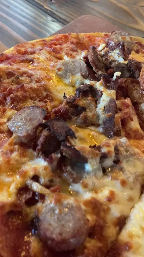 Double D's Sourdough Pizzeria & Taphouse_Broomfield, CO_slider_image_2