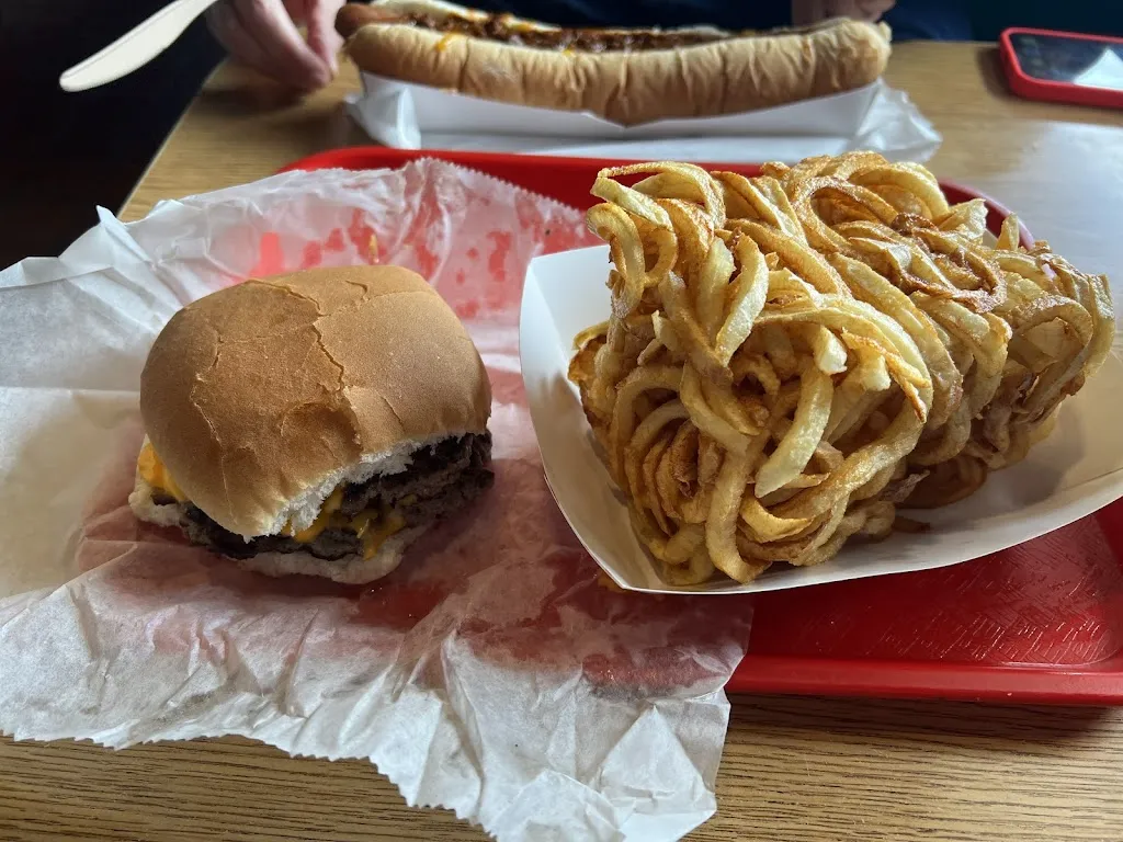 Swope's Drive-In_Rich Hill, MO_slider_imagen_3