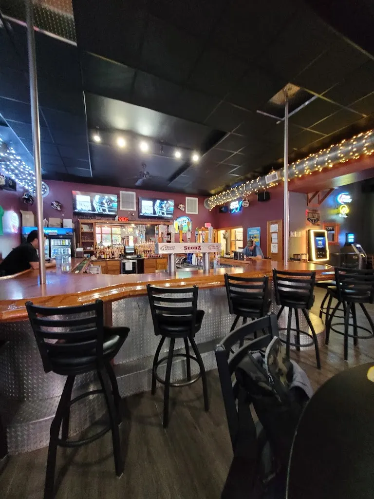 Scorz Bar & Grill_Mt Vernon, IA_slider_immagine_3