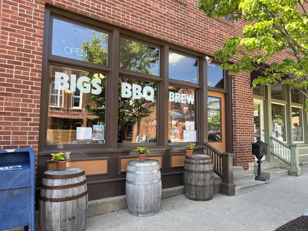 Big's BBQ & Brew Pub ristorante a Mt Vernon, IA
