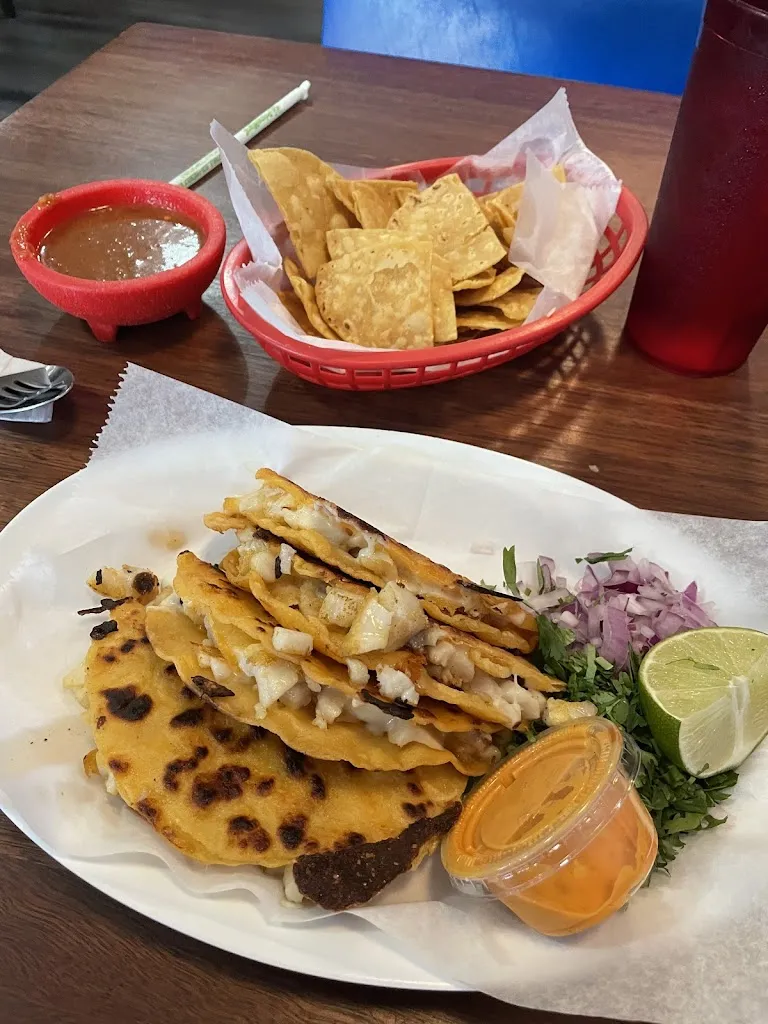Daniel Dodero_Mi Gusto Es 2_Denver, CO_review