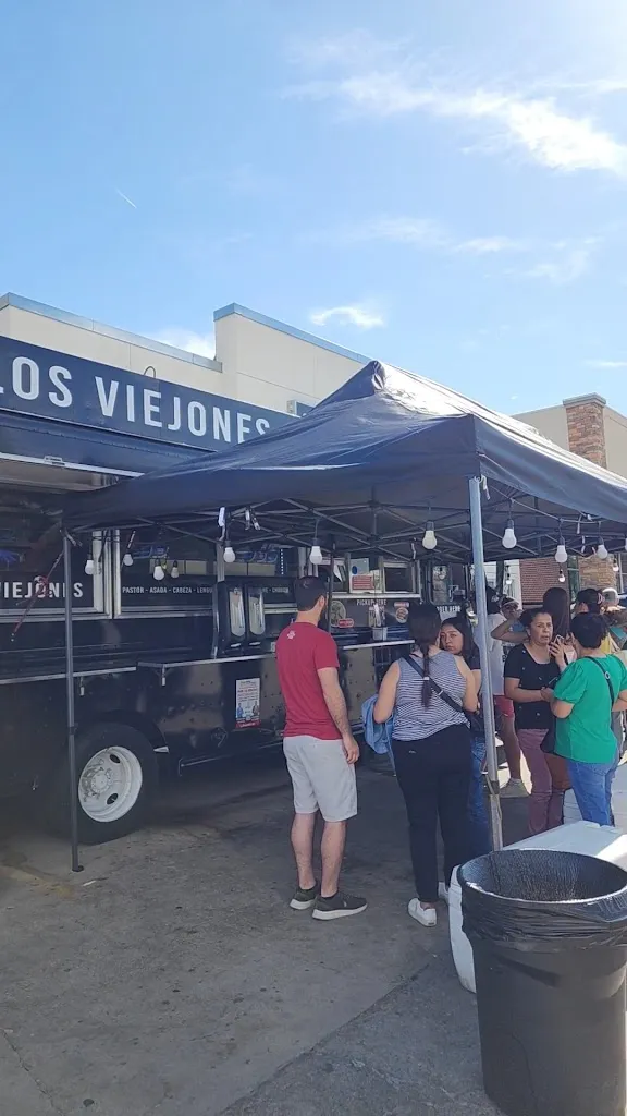 Tacos Los Viejones restaurant in Thornton, CO