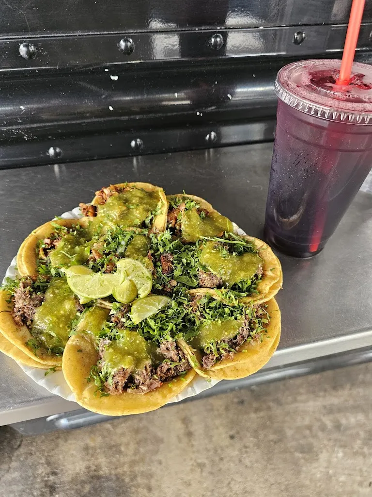 Tacos Los Viejones_Thornton, CO_slider_image_3