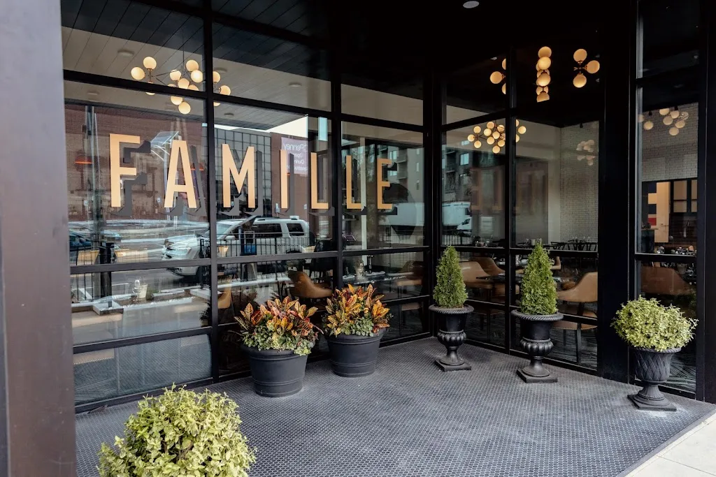 Famille restaurant in Westminster, CO