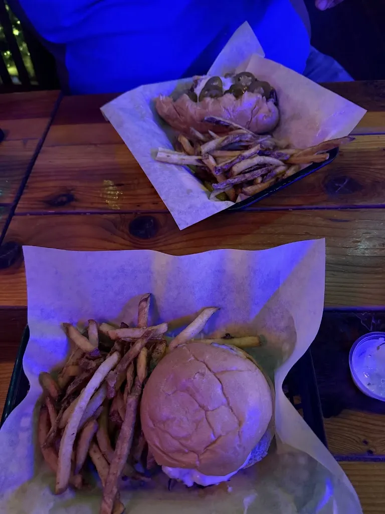 Kaitlyn Bilsland_Aspen Lodge Bar & Grill_Westminster, CO_review