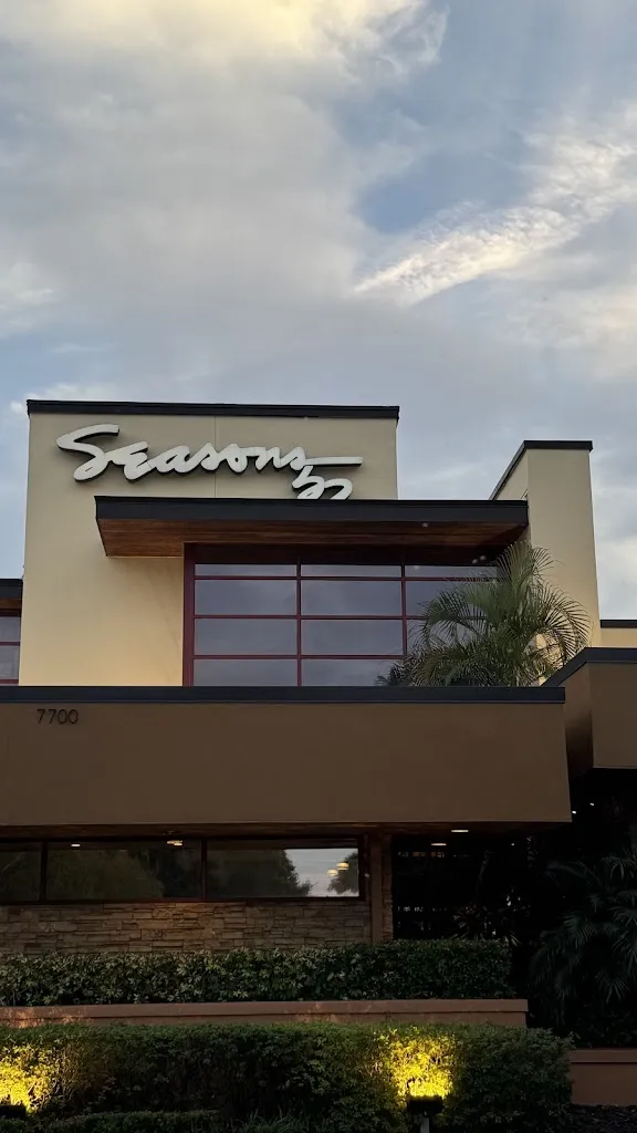 Seasons 52_Orlando, FL_slider_image_3