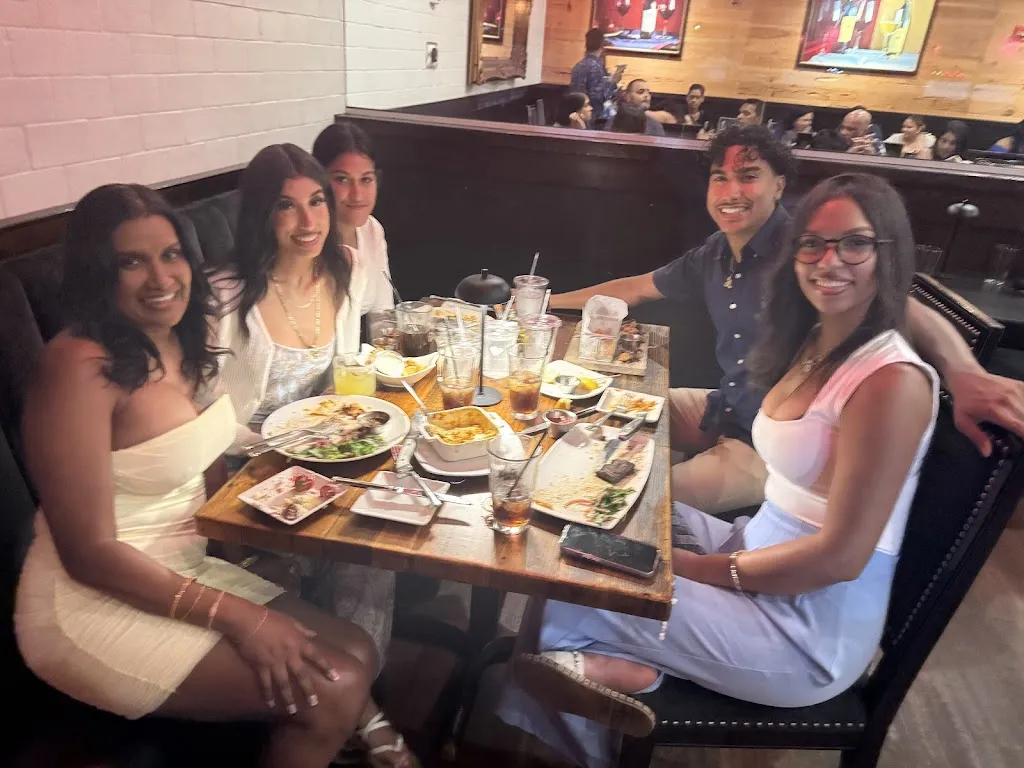 Sabrina Taylor_Vines Grille & Wine Bar_Orlando, FL_review