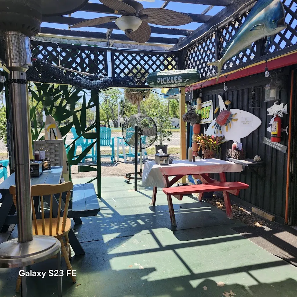 Frankies Raw Bar ristorante a New Port Richey, FL