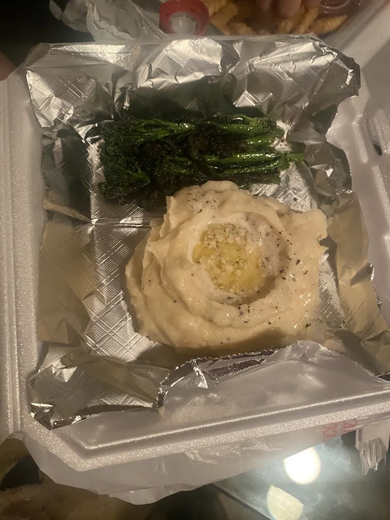 Haley Gange_Anclote River Grill_Holiday, FL_review